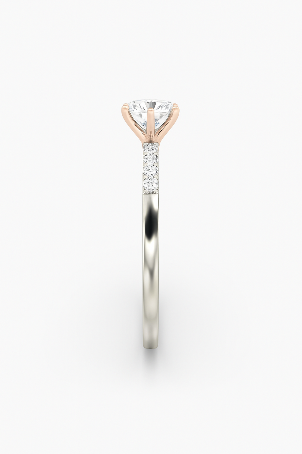Diavont Round Brilliant Cut Engagement Ring Mounting with Tapered Side Diamonds