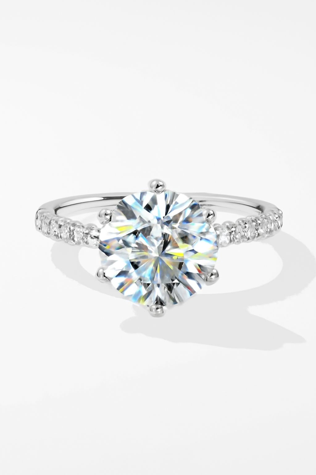 2 Carat to 8 Carat Diavont Round Diamond Ring Mounting with sidestones