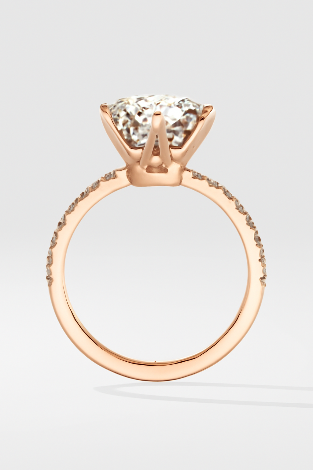2 Carat to 8 Carat Diavont Round Diamond Ring Mounting with sidestones