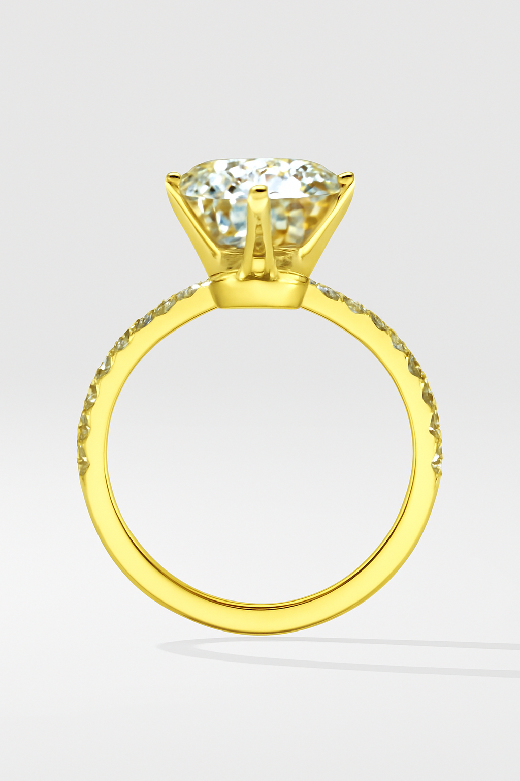 2 Carat to 8 Carat Diavont Round Diamond Ring Mounting with sidestones