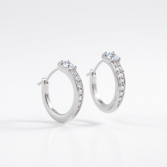 1 Carat, Colour D-E, Clarity VVS-VS, Diamond Graduated Hoop Earrings