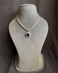 Royal Blue Emerald-Cut Pendant Necklace with Diamond Halo – 8-Inch Chain, 1.41 CTW Diamonds, 18KT Gold